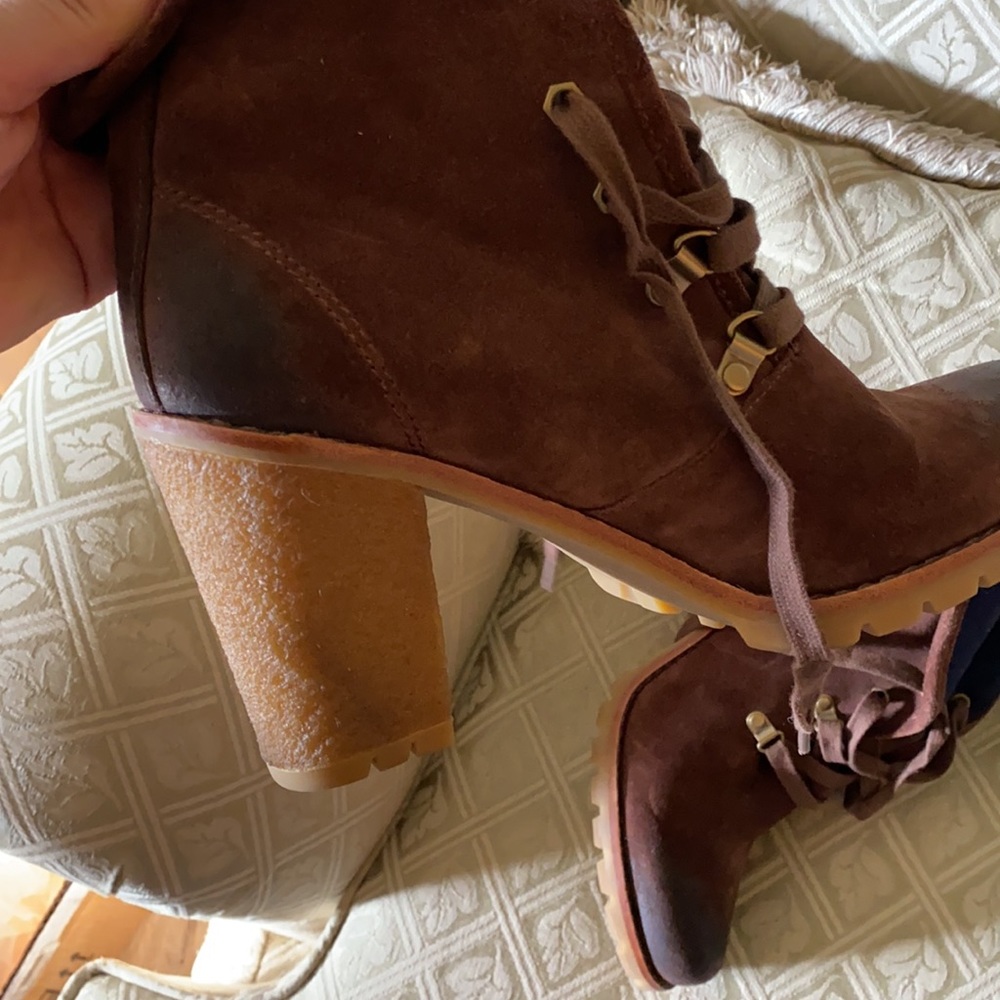 Beautiful boots ugg - Picture 5 of 9